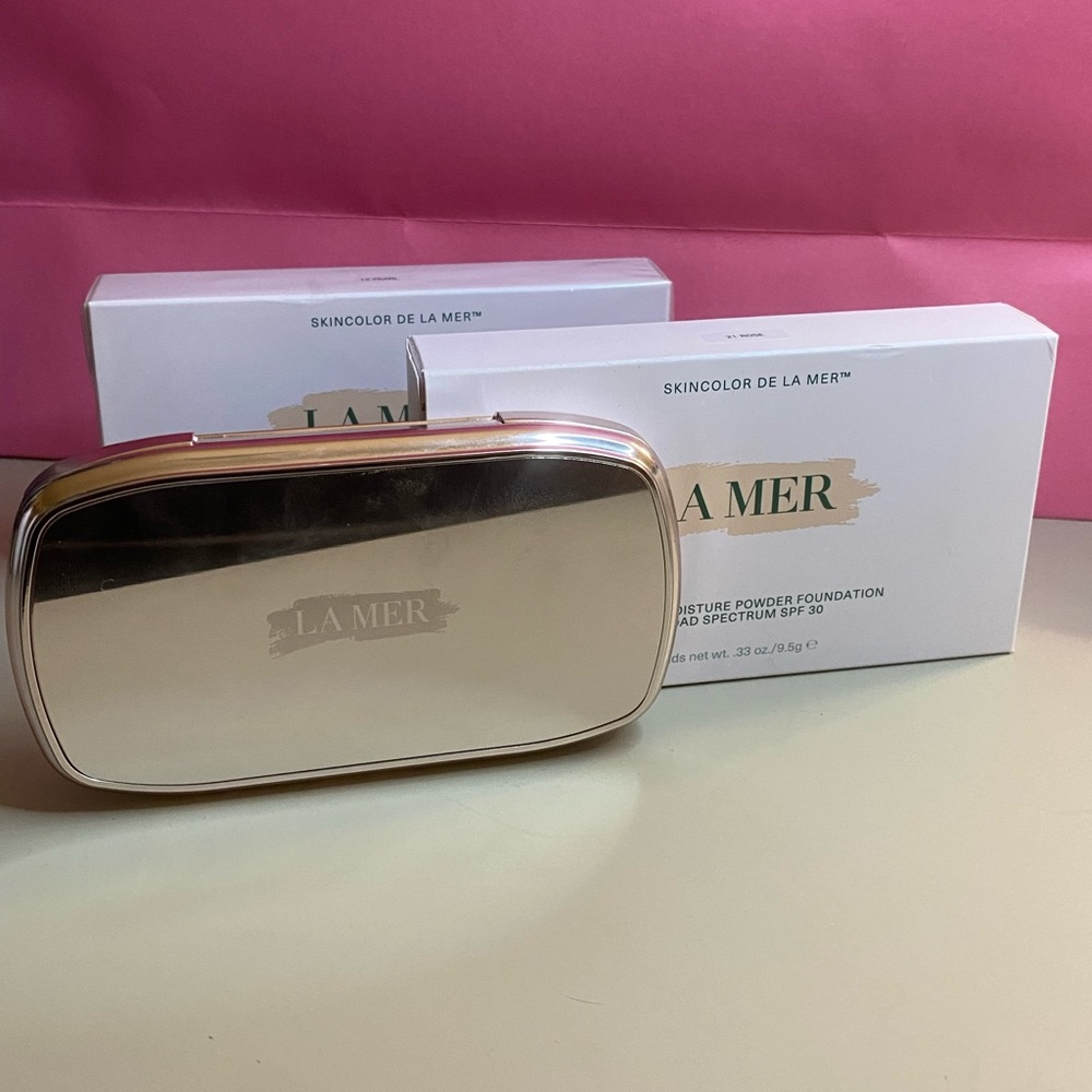 LAMER the soft moisture powder foundation